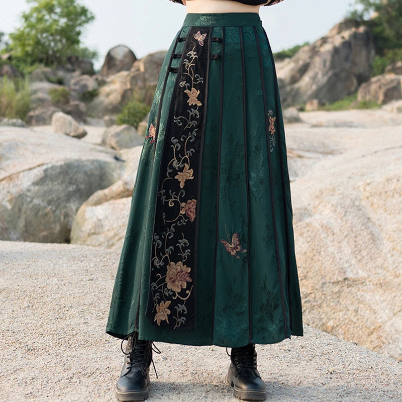 High Quality Floral Embroidery Long Skirt Women New Arrival 2026 Spring Chinese Style Vintage Ladies Elegant A-line Skirts M932